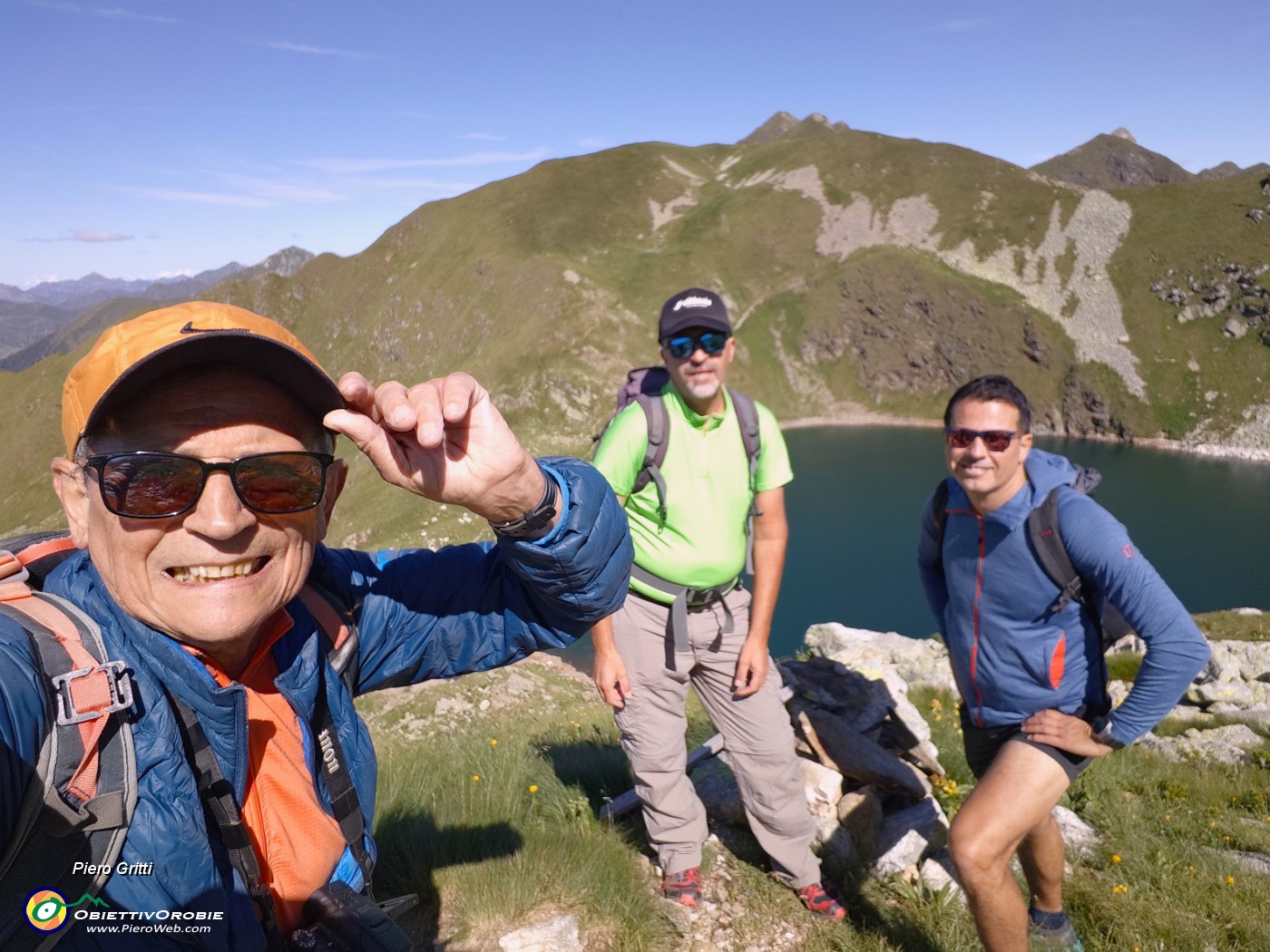18 Dall'alto ammiriamo il bel panorama sul Lago Moro.jpg